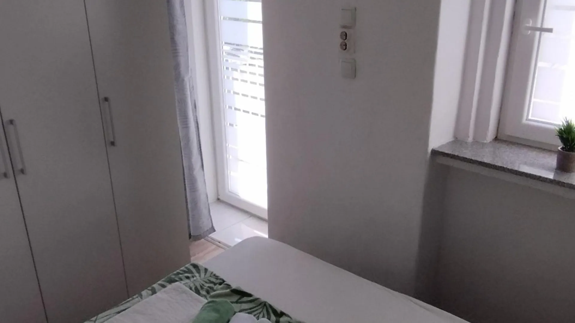 Apartment Leo Povile 0*,